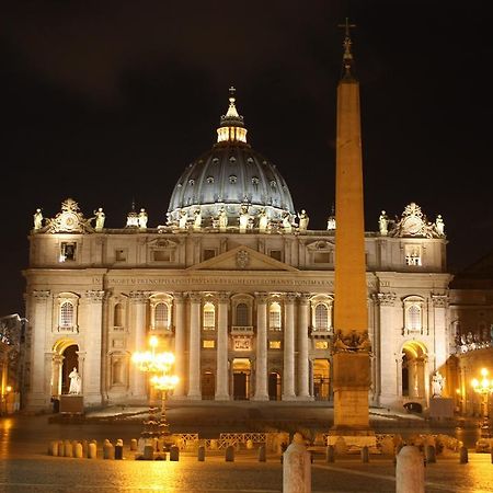 Elegant Apartment Near The Vatican And Piazza Navona Рим Экстерьер фото