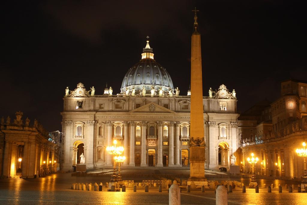 Elegant Apartment Near The Vatican And Piazza Navona Рим Экстерьер фото